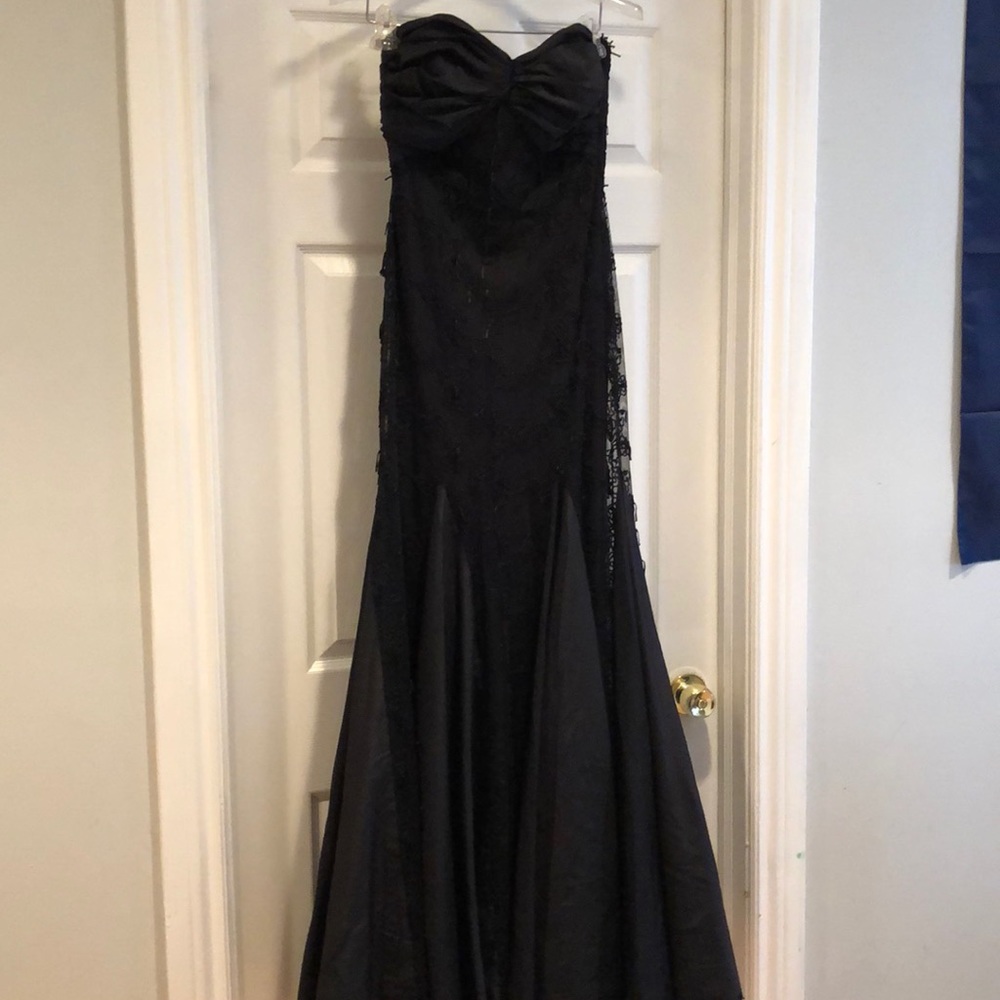 Sweat Heart strapless dress